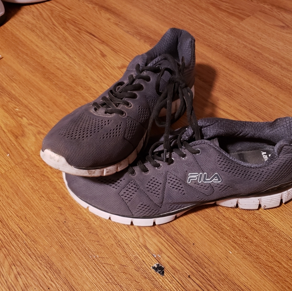 Shoes - Picture 15 of 15